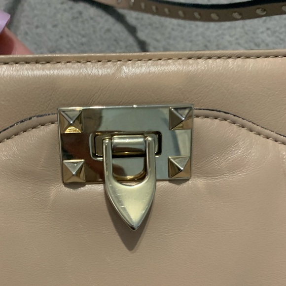 Valentino Garavani Rockstud Bag - Picture 3 of 8